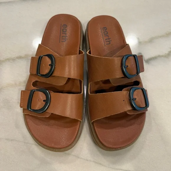Earth Lory Slide Sandals Size 8 Brown Leather Buckles - Picture 3 of 13
